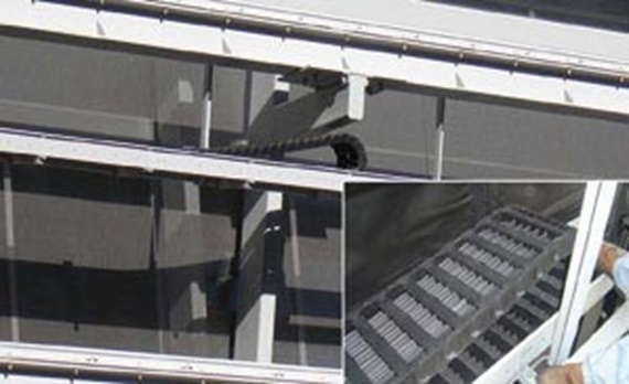 temperaturbeständige chainflex® Leitungen in Energiekette