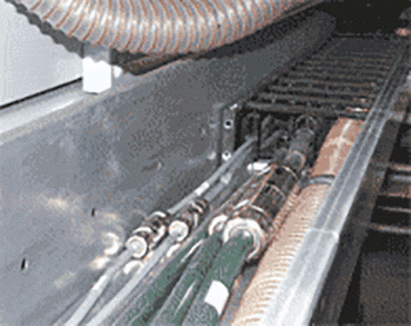 Beschick- und Abstapelanlage für Holzsteile